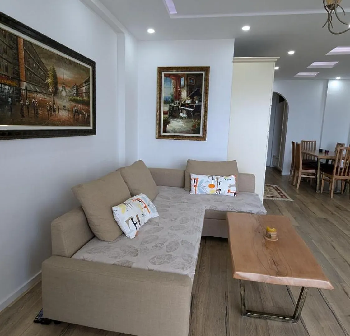 Big Lux Sunset Apartment - Incl Parking Sarandë 0*,  阿尔巴尼亚