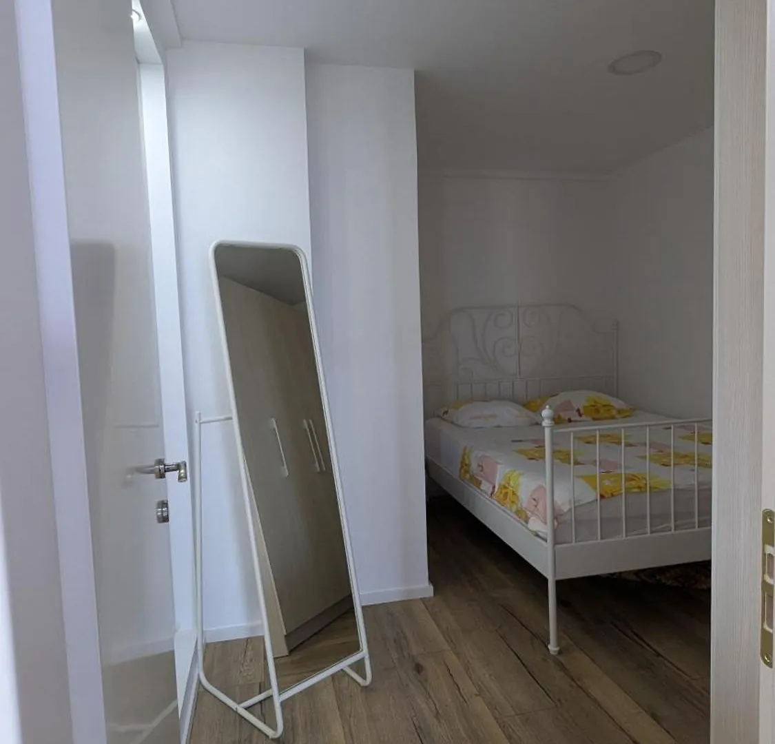 Big Lux Sunset Apartment - Incl Parking Sarandë